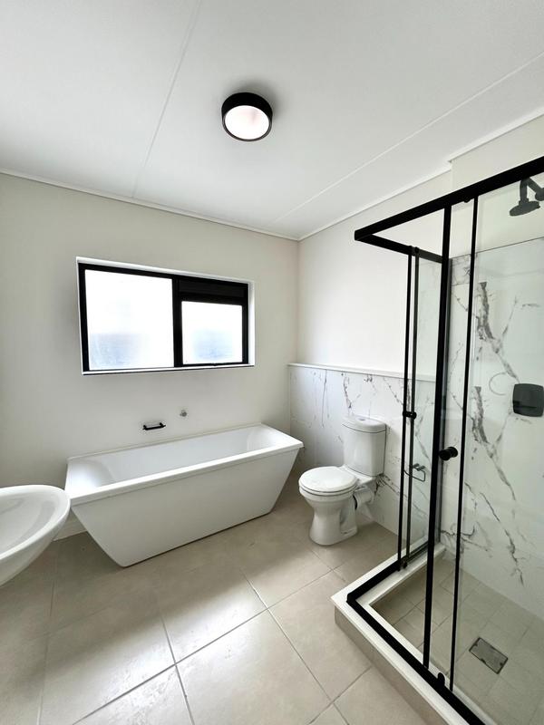 To Let 3 Bedroom Property for Rent in The Huntsman Western Cape